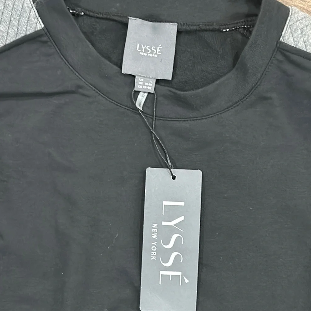 Lysse Black and Gray Crew Neck Sweater with Sporty Asymmetry.#9